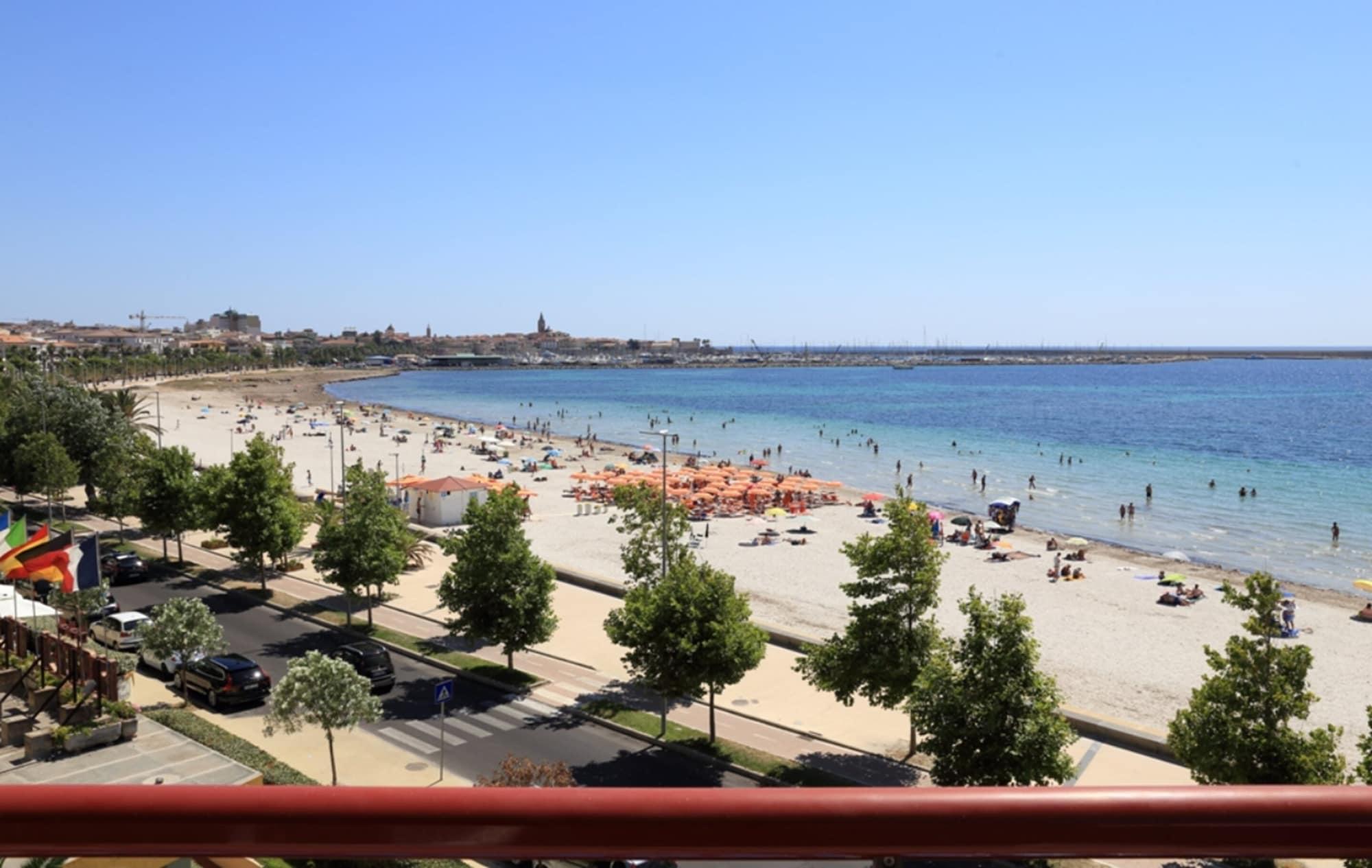 Hotel Soleado Алгеро Екстериор снимка