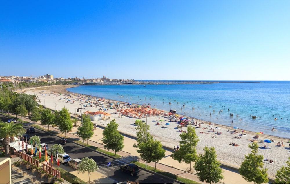 Hotel Soleado Алгеро Екстериор снимка